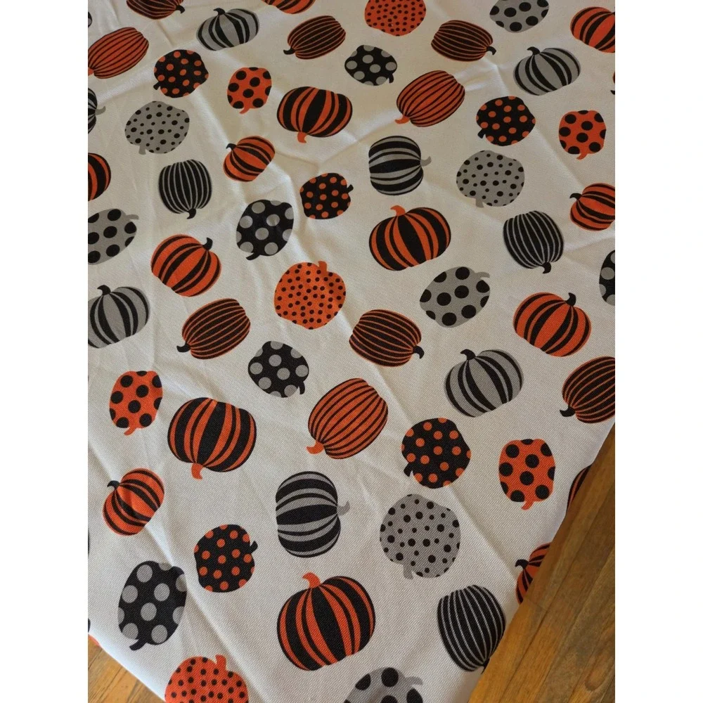 70 Round Tablecloth Pumpkins Fall Harvest Halloween Polyester Whimsical
